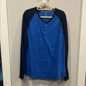Old Navy Heather Blue and Dark Blue Raglan Tee